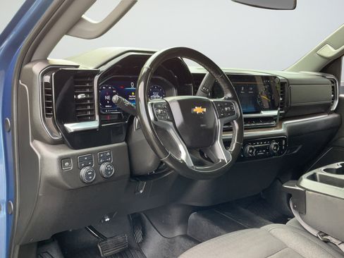 Used 2024 Chevrolet Silverado 2500 LT w/ Texas Edition AWD/4WD image 25