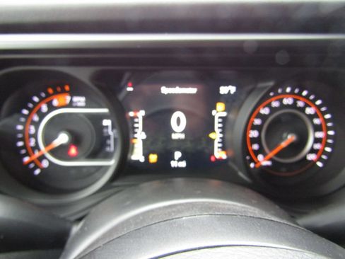 New 2026 Jeep Wrangler Unlimited Rubicon image 25