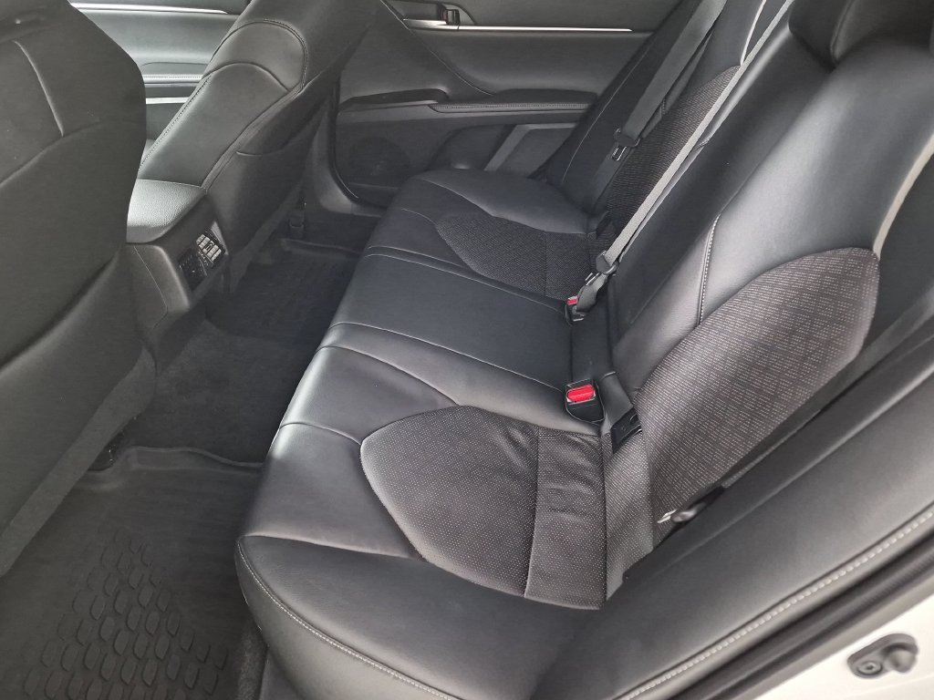 Used 2023 Toyota Camry XSE FWD image 25