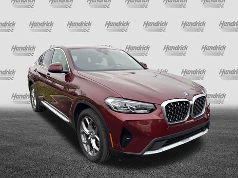 Certified 2025 BMW X4 xDrive30i image 5
