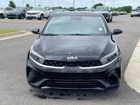 Certified 2023 Kia Forte LX FWD image 2