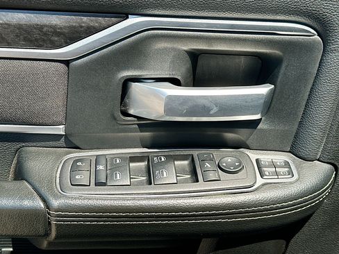 Used 2024 RAM 2500 Big Horn w/ Sport Appearance Package AWD/4WD image 15