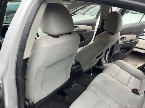 Used 2015 Chevrolet Cruze LT FWD image 26