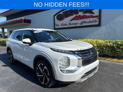 Used 2024 Mitsubishi Outlander SE