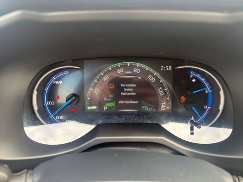 Used 2023 Toyota RAV4 XLE AWD/4WD image 30