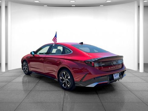 Certified 2025 Hyundai Sonata SEL FWD image 3