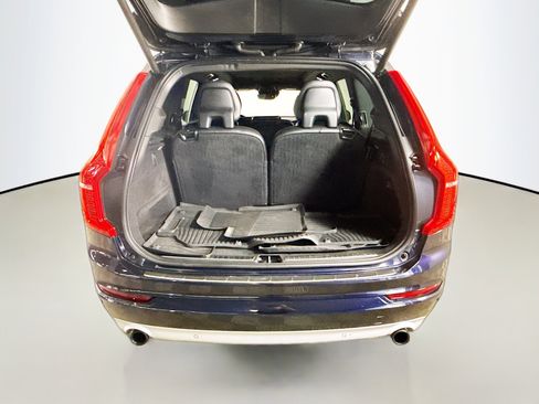 Used 2019 Volvo XC90 T5 Momentum w/ Protection Package Premier FWD image 35