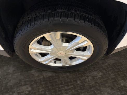 Used 2017 GMC Terrain SLT w/ Driver Alert Package I image 35