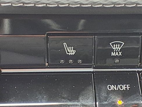 New 2026 Chevrolet Equinox LT image 16