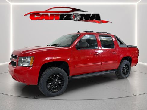 Used 2011 Chevrolet Avalanche LT w/ Luxury Package AWD/4WD image 5
