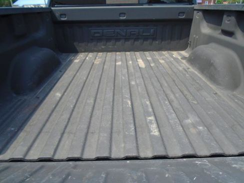 Used 2015 GMC Sierra 1500 Denali w/ Driver Alert Package image 29