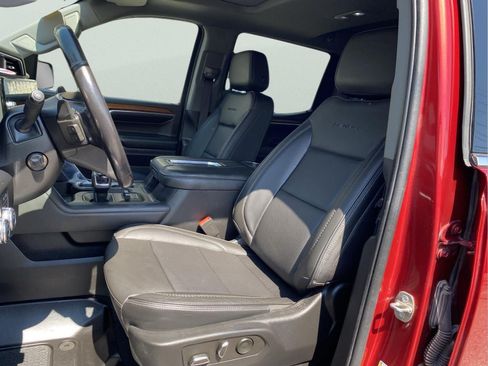 Used 2022 GMC Sierra 1500 Denali AWD/4WD image 13