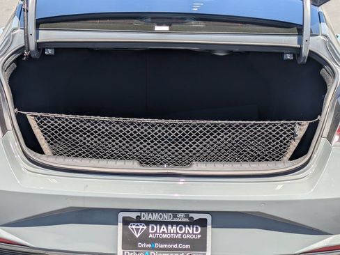 Certified 2023 Hyundai Elantra Limited FWD image 13
