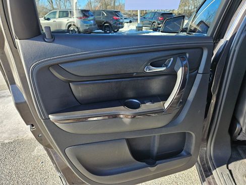 Used 2017 Chevrolet Traverse Premier image 26