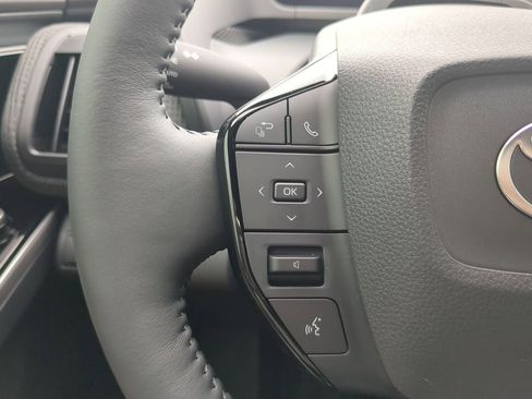 New 2025 Toyota bZ4X AWD image 31