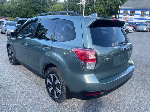 Used 2017 Subaru Forester 2.5i Premium w/ All-Weather Package AWD/4WD image 8