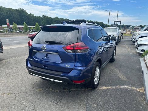 Used 2020 Nissan Rogue SV FWD image 6
