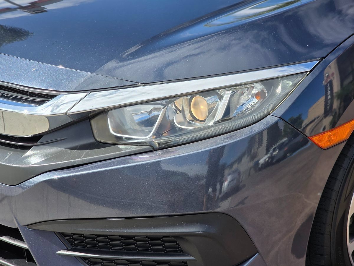 Used 2016 Honda Civic EX image 6