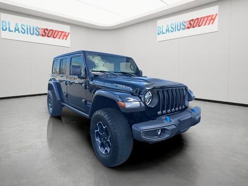 Used 2022 Jeep Wrangler Unlimited Rubicon 4xe w/ Cold Weather Group AWD/4WD image 1