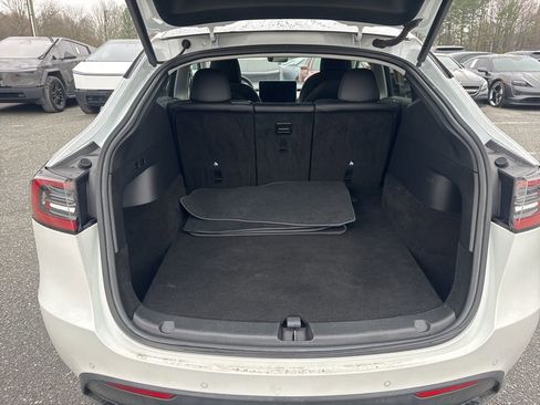 Used 2022 Tesla Model Y Performance image 31