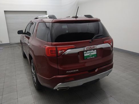 Used 2017 GMC Acadia Denali w/ Technology Package FWD image 6