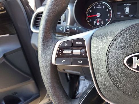 Used 2020 Kia Sorento L FWD image 27