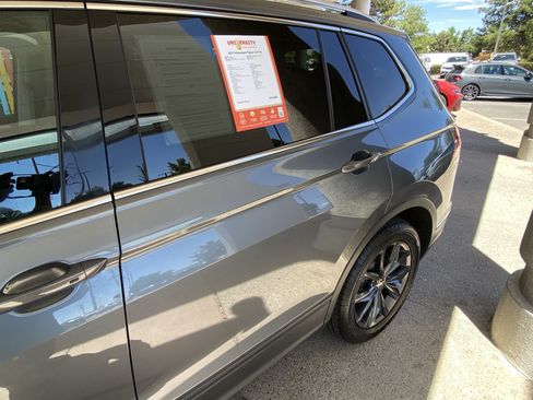 Certified 2023 Volkswagen Tiguan SE FWD image 56