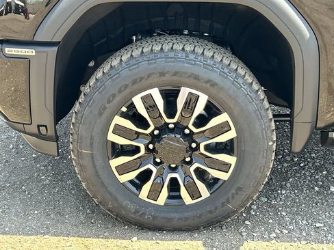 New 2026 GMC Sierra 2500 Denali Ultimate AWD/4WD image 33