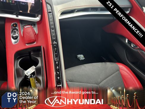 Used 2021 Chevrolet Corvette Stingray w/ Z51 Performance Package image 35
