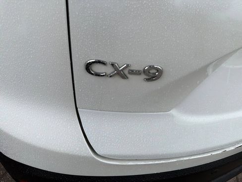 Used 2020 MAZDA CX-9 Touring w/ Touring Premium Package FWD image 7