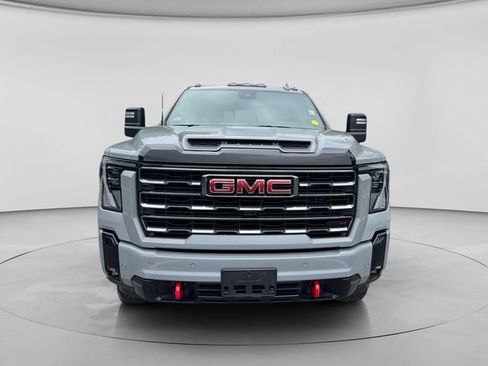 Used 2025 GMC Sierra 2500 AT4 w/ AT4 Premium Plus Package AWD/4WD image 10