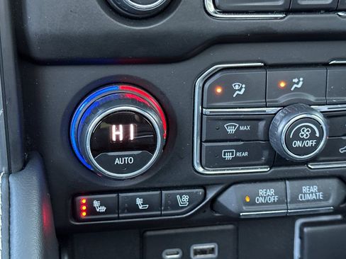 Used 2022 Chevrolet Tahoe Premier image 30