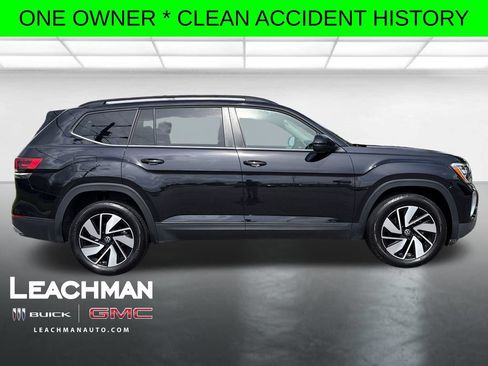 Used 2026 Volkswagen Atlas SE AWD/4WD image 2