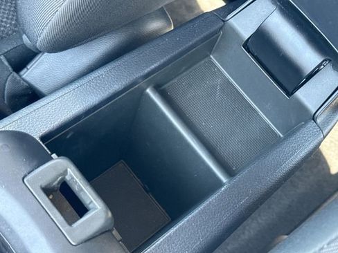 Used 2022 Honda HR-V LX image 21