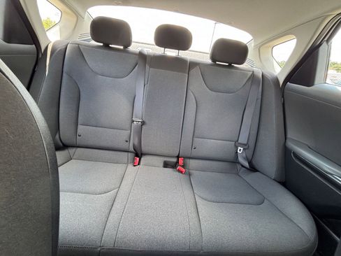 Used 2025 Kia K4 FWD image 37