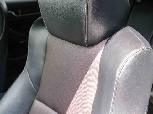 Used 2018 Honda Accord Sport image 22