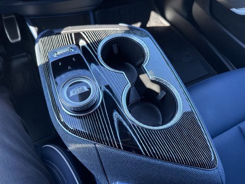 Used 2025 Cadillac Optiq Sport 2 image 33