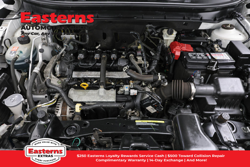 Used 2022 Nissan Kicks S FWD image 8