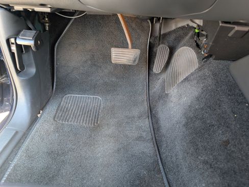 Used 2004 Chevrolet Blazer LS w/ Preferred Equipment Group image 80