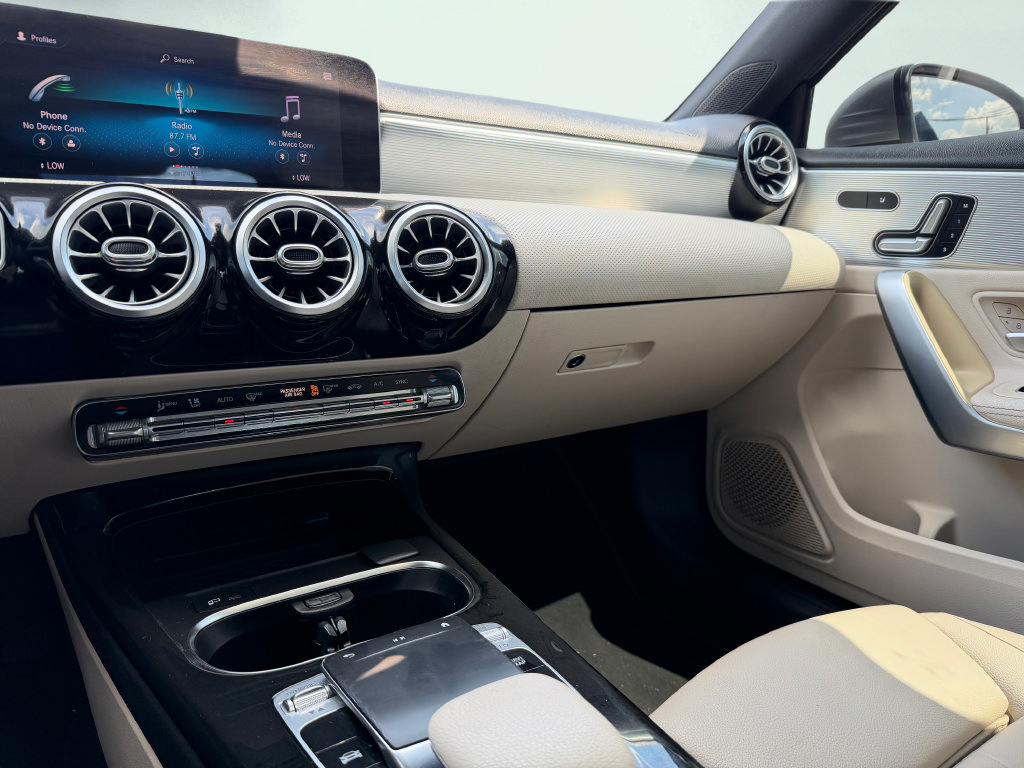 Used 2019 Mercedes-Benz A 220 image 19