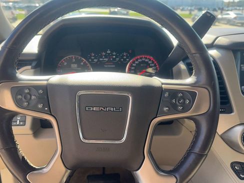 Used 2015 GMC Yukon Denali w/ Touring Package image 12