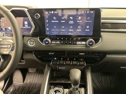 New 2026 GMC Canyon Elevation w/ Convenience Package image 17