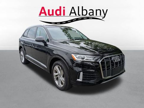 Used 2023 Audi Q7 2.0T Premium w/ Convenience Package AWD/4WD image 6