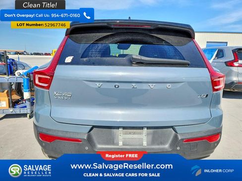 Used 2021 Volvo XC40 T5 R-Design w/ Climate Package AWD/4WD image 8