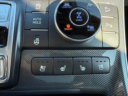 Used 2021 Hyundai Santa Fe Limited AWD/4WD image 13