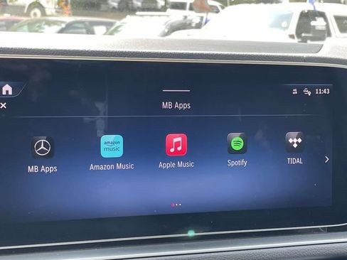 Used 2024 Mercedes-Benz GLS 580 4MATIC image 27
