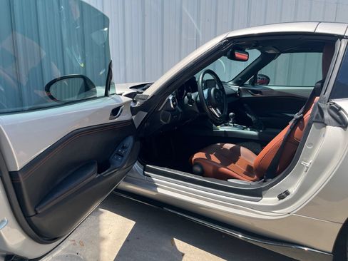 Certified 2023 MAZDA MX-5 Miata Grand Touring w/ Appearance Package RWD image 10