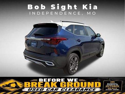Used 2023 Kia Seltos S w/ Navigation Package AWD/4WD image 14