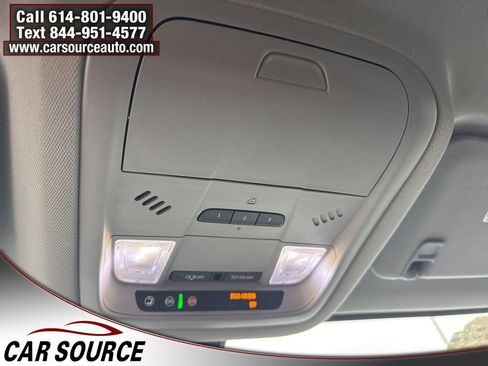Used 2019 GMC Acadia SLT image 27