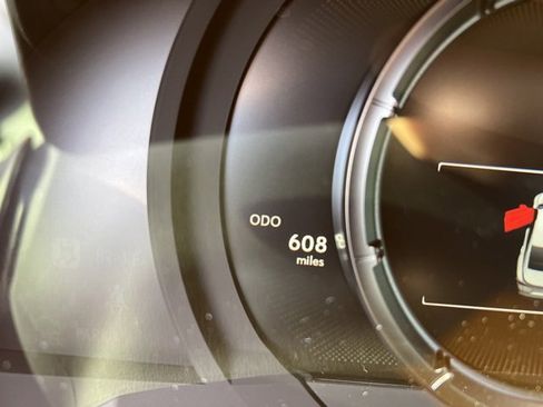 Certified 2025 Lexus IS 350 F Sport image 5